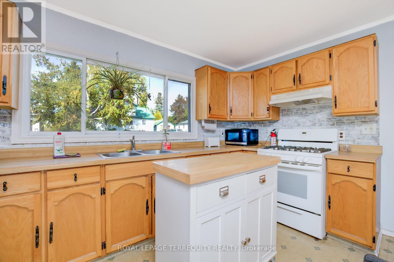 17 Donald Street, Havelock-Belmont-Methuen, Ontario  K0L 1Z0 - Photo 11 - X13870814
