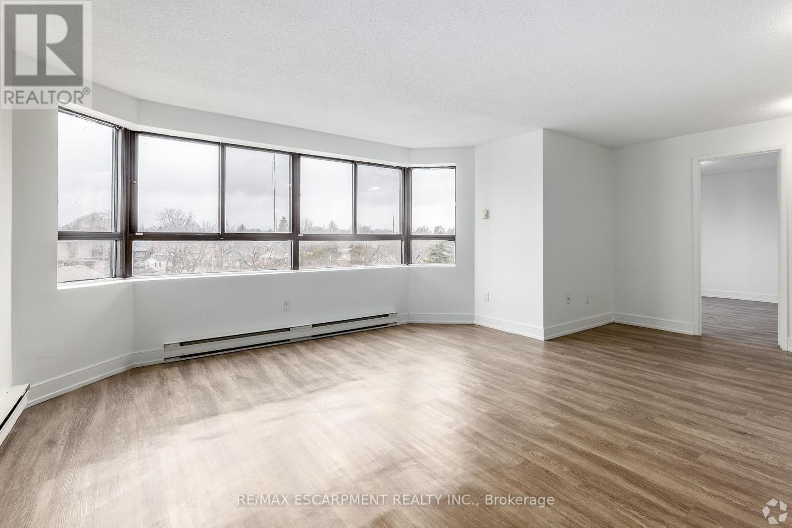 510 - 547 BELMONT AVENUE W