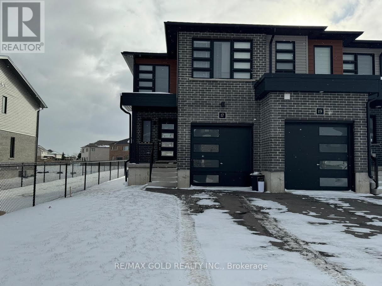 17 WILKINSON AVENUE