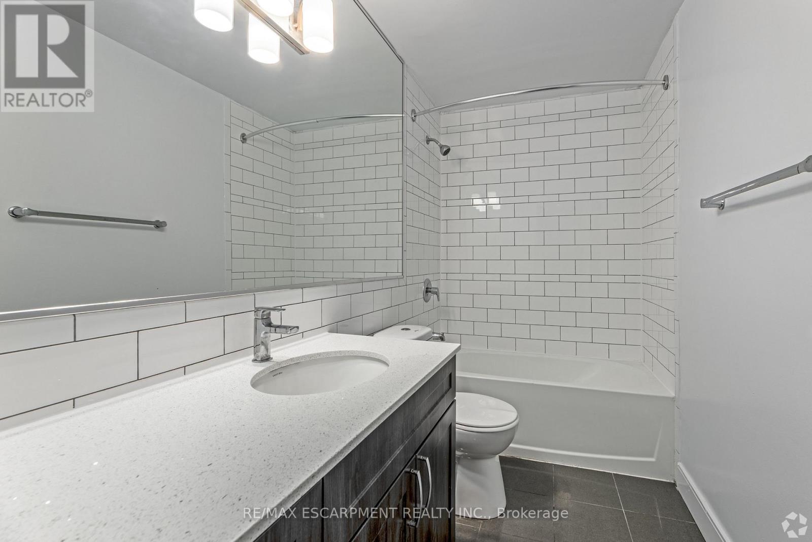 805 - 547 Belmont Avenue, Kitchener, Ontario  N2M 5E7 - Photo 6 - X13871024