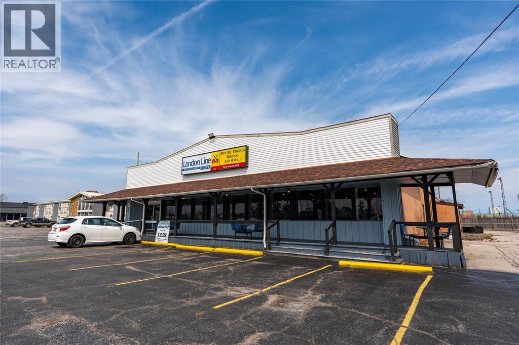 1716 London Line, Sarnia, Ontario  N7T 7H2 - Photo 3 - 26024688