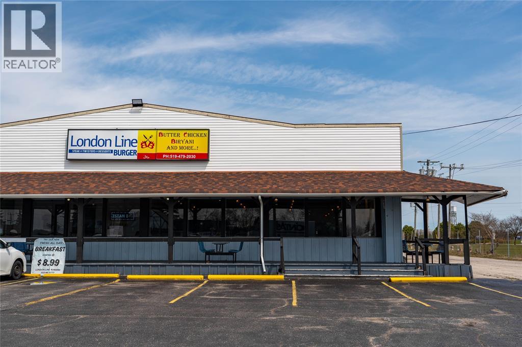 1716 London Line, Sarnia, Ontario  N7T 7H2 - Photo 2 - 26024688