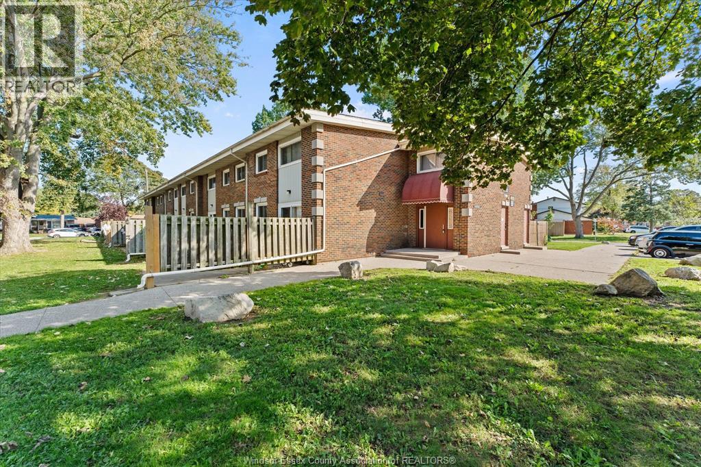 1730 COLUMBIA COURT Unit# 106, Windsor, Ontario
