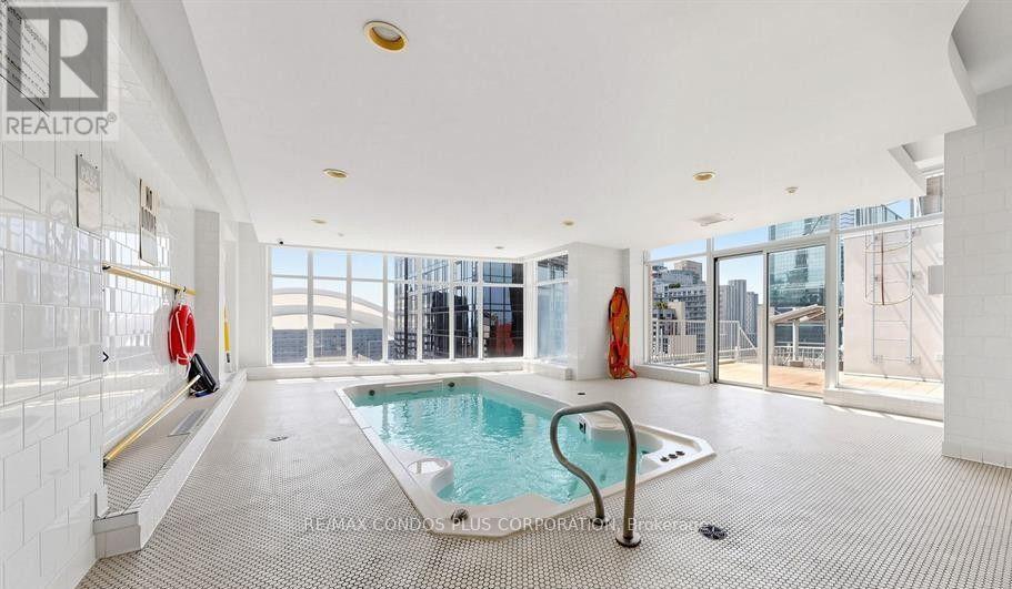 240 - 250 Wellington Street W, Toronto, Ontario  M5V 3P6 - Photo 22 - C13870568