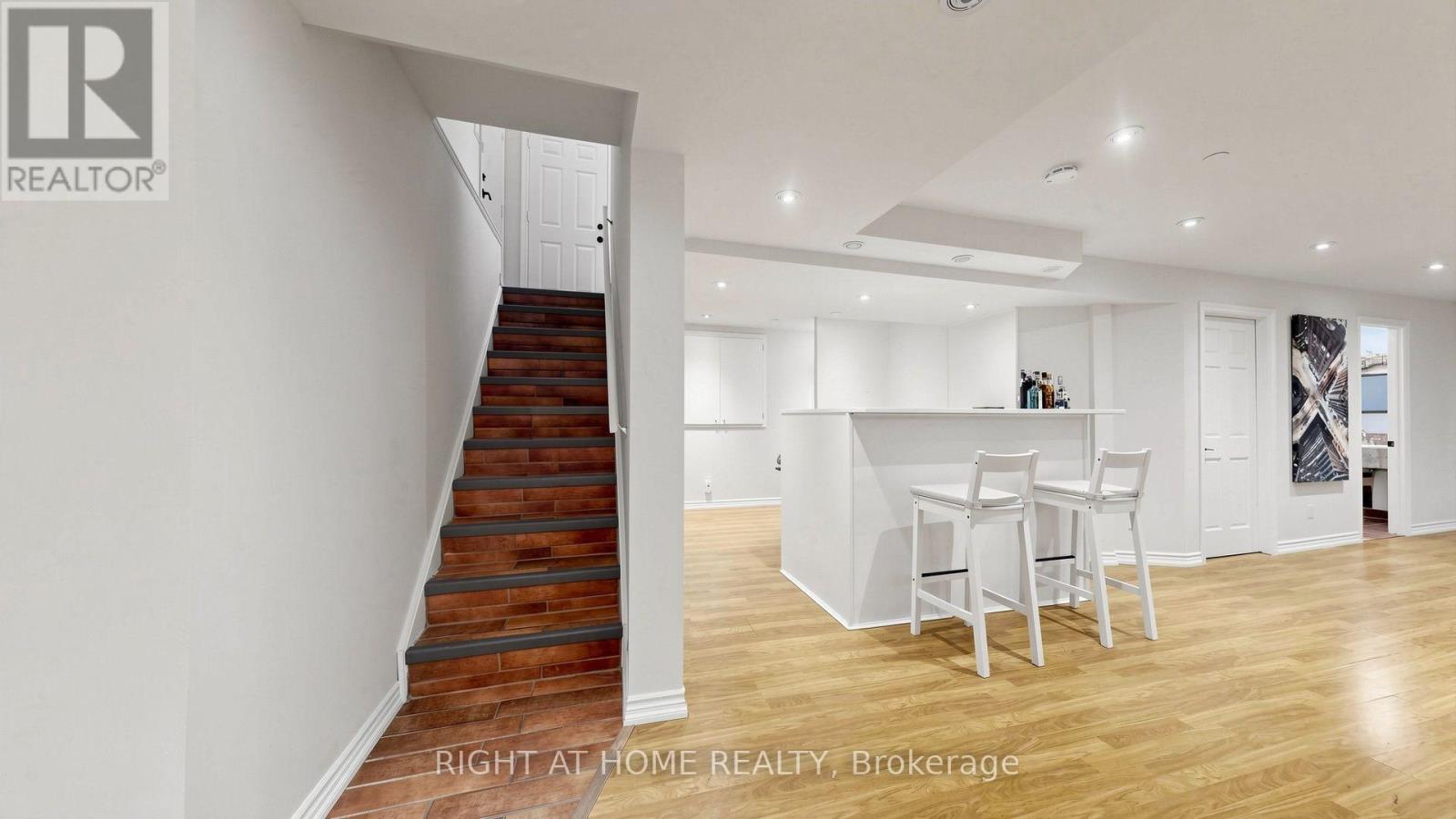 44 Robertson Close, Vaughan, Ontario  L6A 2H1 - Photo 29 - N13871034