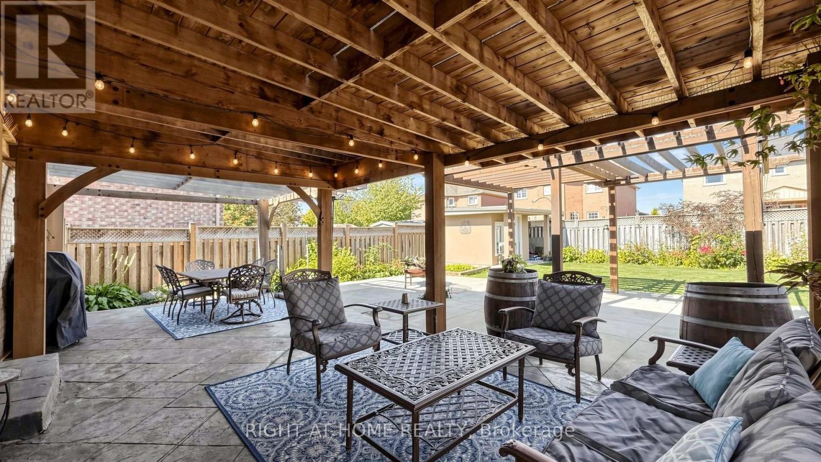 44 Robertson Close, Vaughan, Ontario  L6A 2H1 - Photo 36 - N13871034