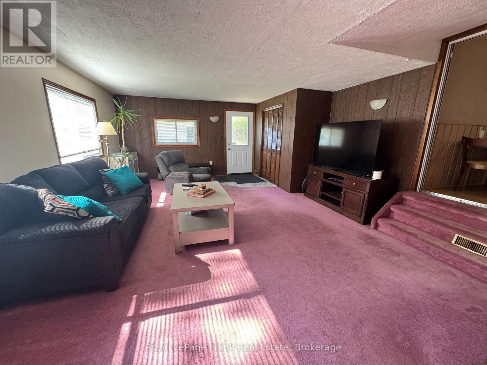 3820 Trulls Road, Clarington, Ontario  L1E 2L3 - Photo 7 - E13871070