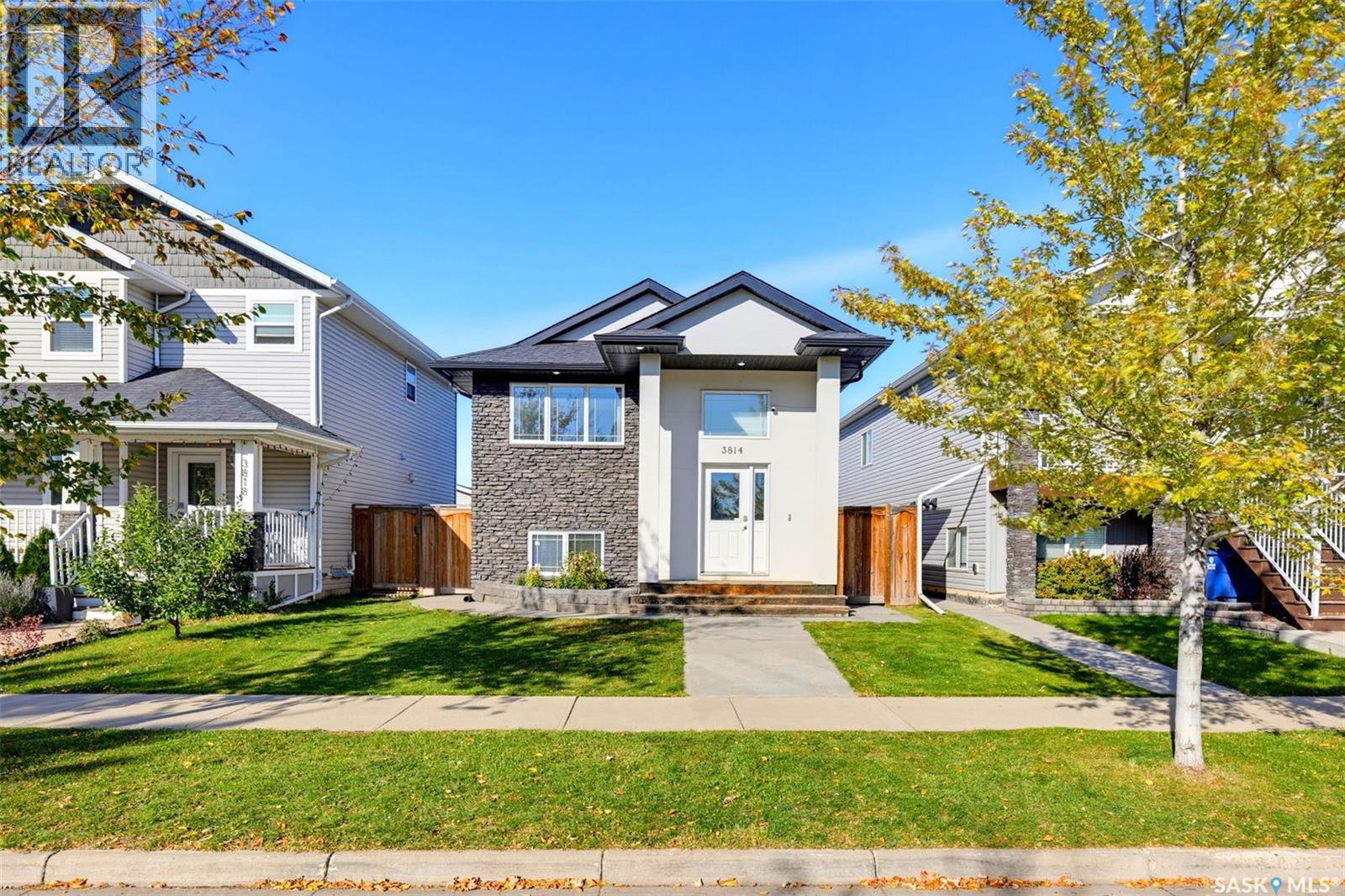 3814 33rd STREET W, saskatoon, Saskatchewan