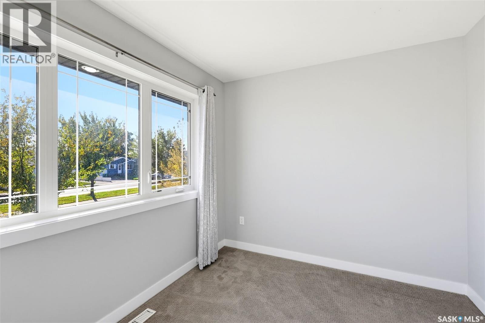 3814 33rd Street W, Saskatoon, Saskatchewan  S7R 0M1 - Photo 19 - SK050535