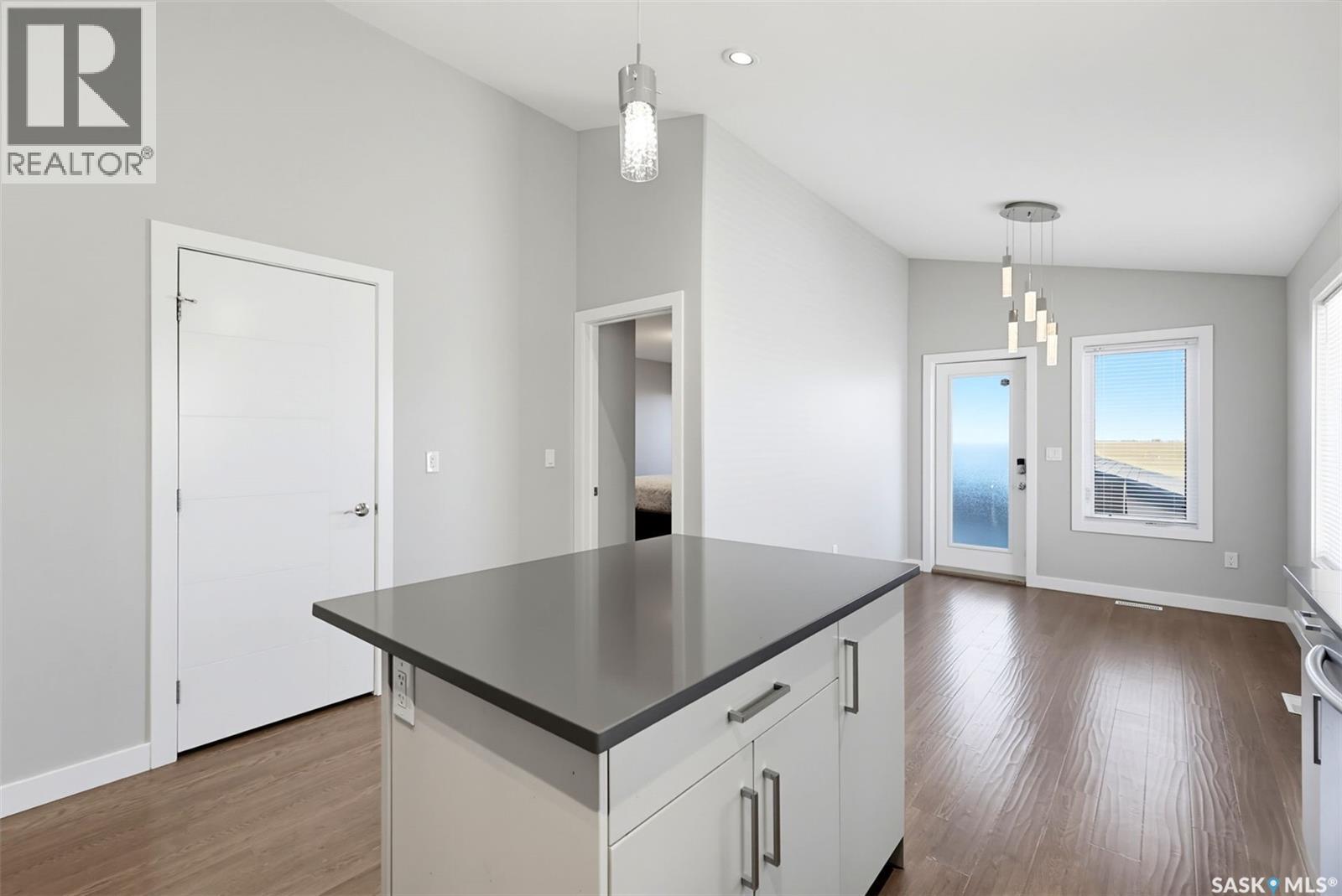 3814 33rd Street W, Saskatoon, Saskatchewan  S7R 0M1 - Photo 7 - SK050535