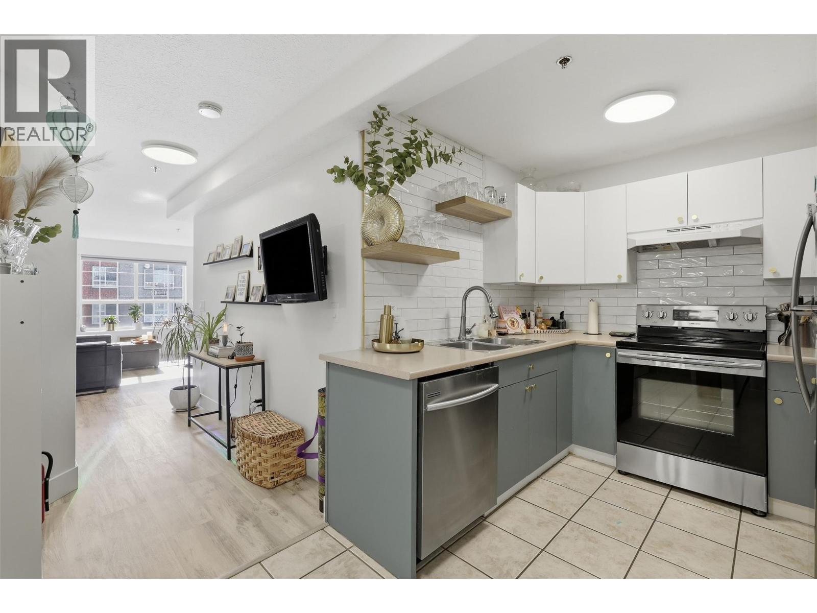 554 SEYMOUR Street Unit# 312, Kamloops, British Columbia