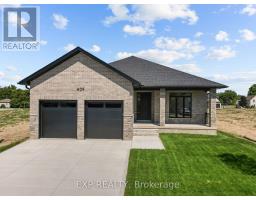 409 ONTARIO STREET, Warwick, Ontario