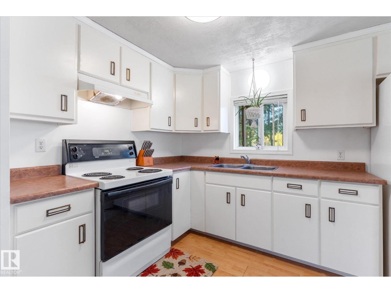 #301 53319 RGE ROAD 31