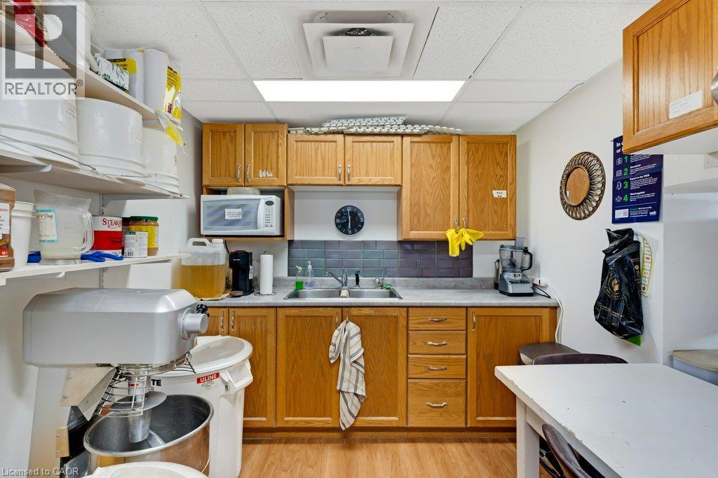 4 Hachborn Street Unit# 1b And 1c, St. Jacobs, Ontario  N0B 2N0 - Photo 20 - 40868376