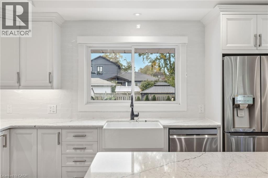 502 Karen Drive, Burlington, Ontario  L7R 3J1 - Photo 7 - 40869313