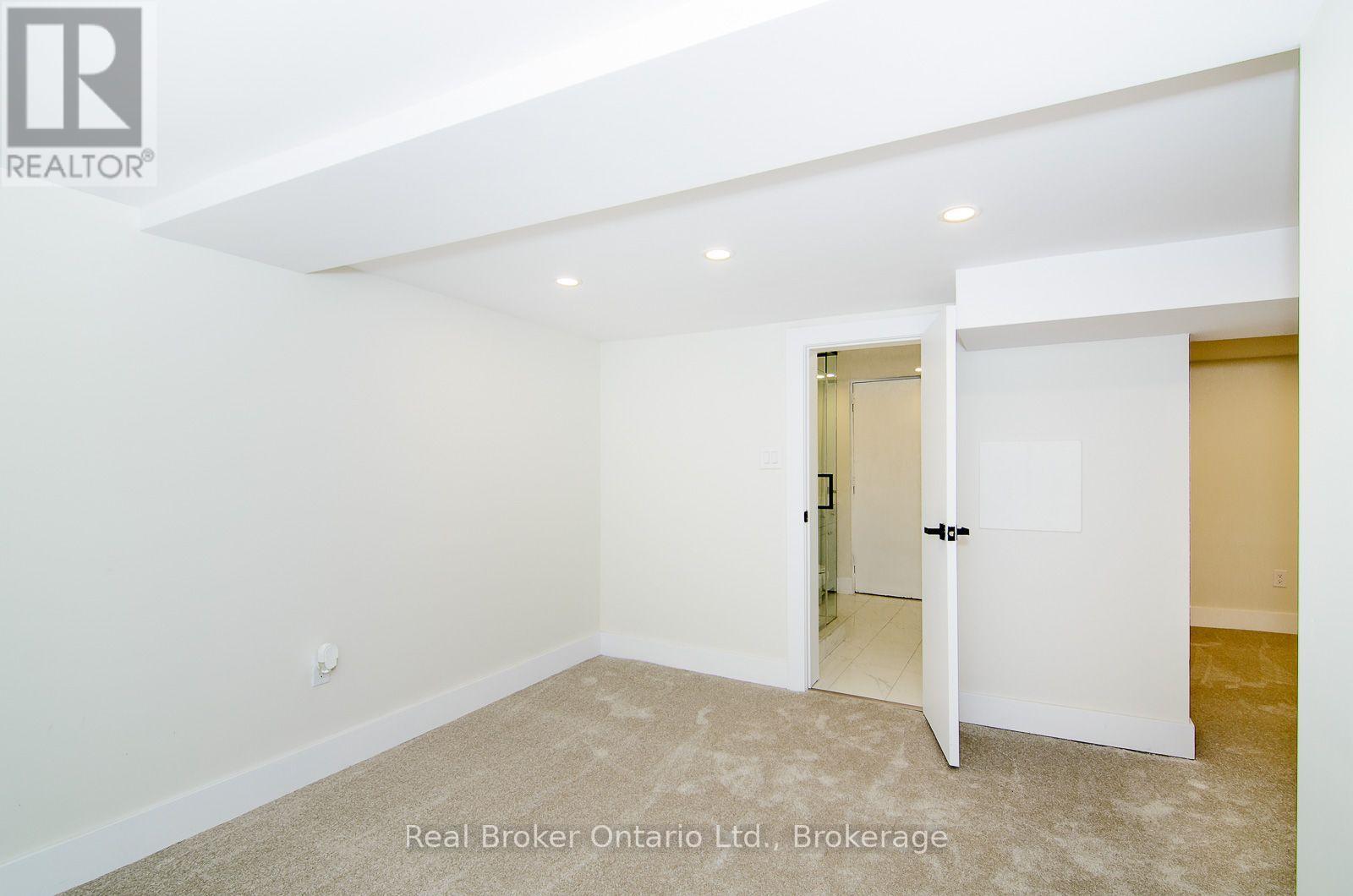 Lower - 1175 Dunsmure Road, Hamilton, Ontario  L8H 1K9 - Photo 11 - X13871096