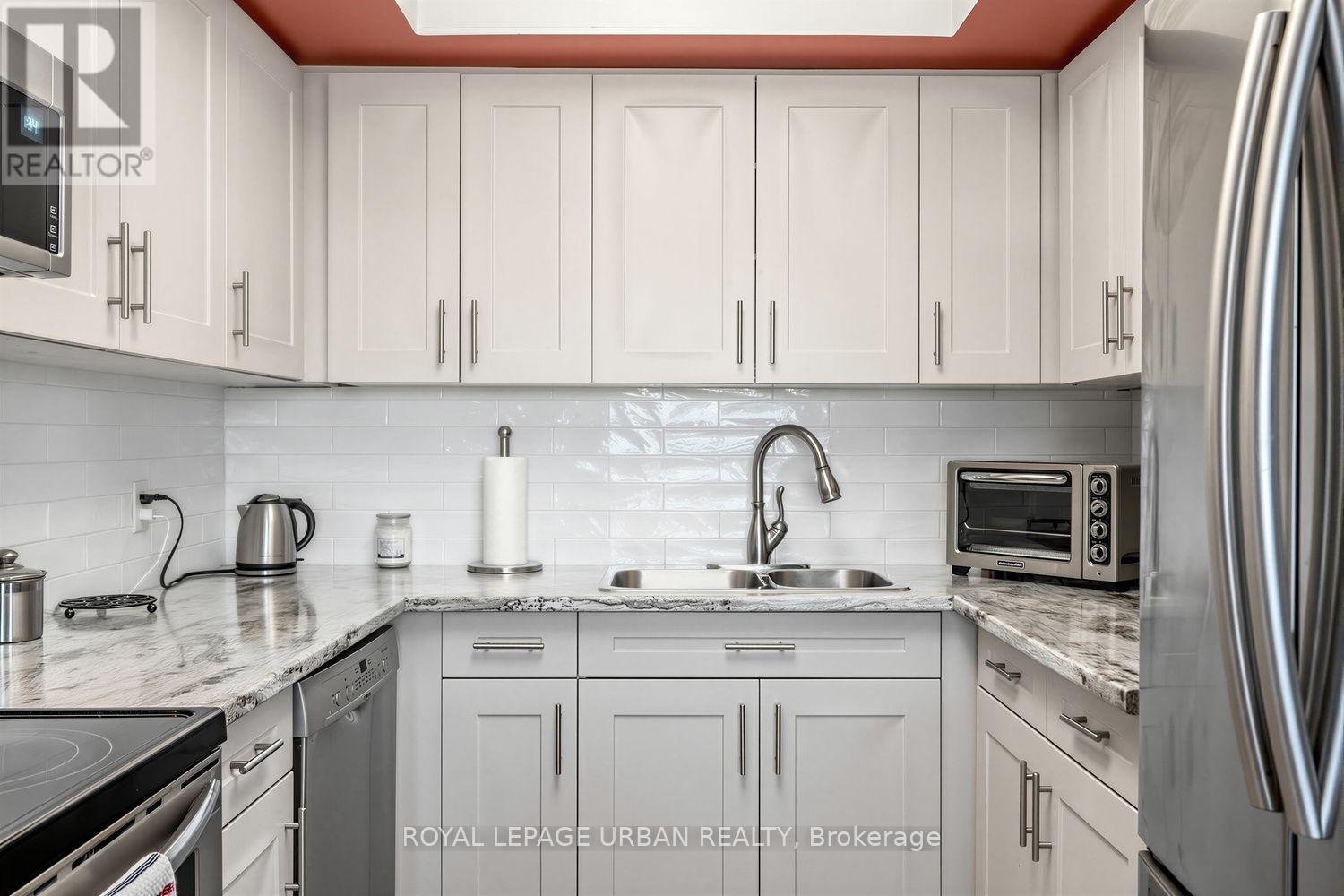 1106 - 195 Wynford Drive, Toronto, Ontario  M3C 3P3 - Photo 15 - C13871038