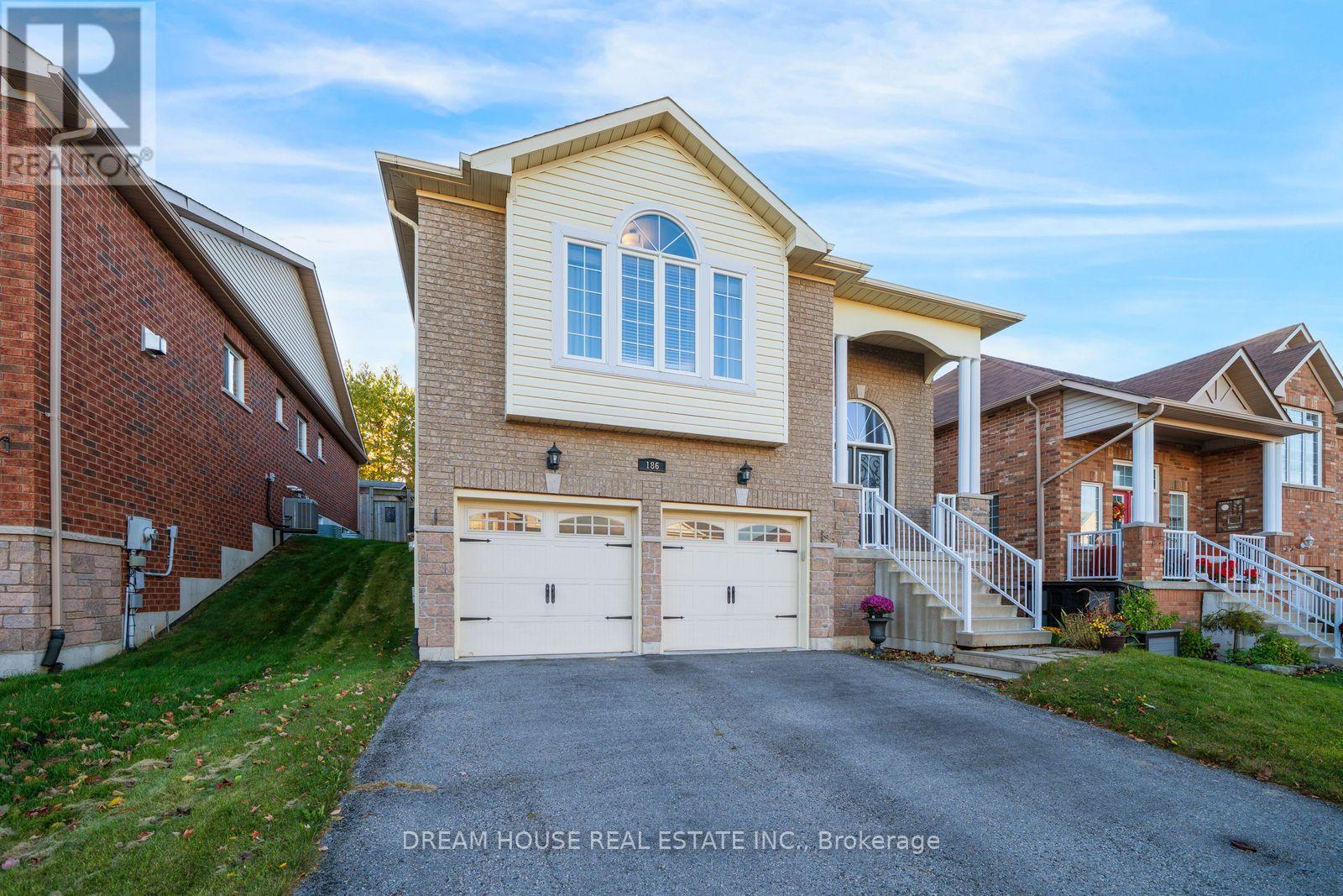 186 Fenning Drive, Clarington, Ontario  L1E 3K2 - Photo 3 - E13871082