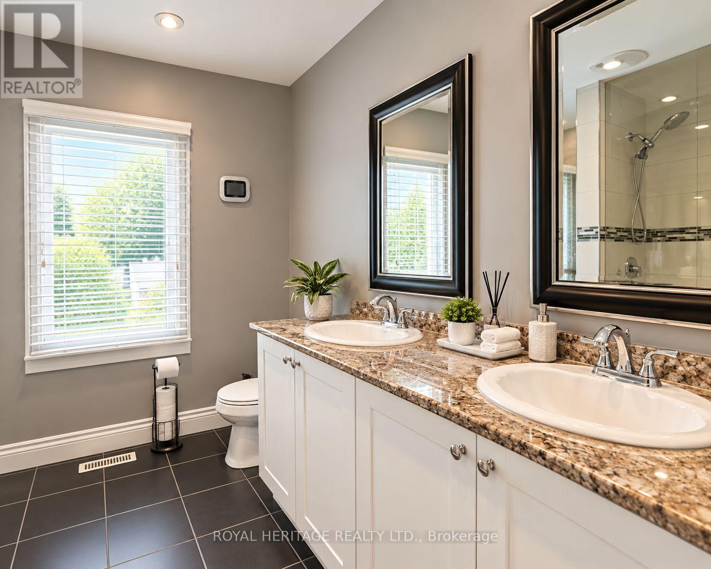 1221 Fieldstone Circle, Pickering, Ontario  L1X 1B9 - Photo 29 - E13871152