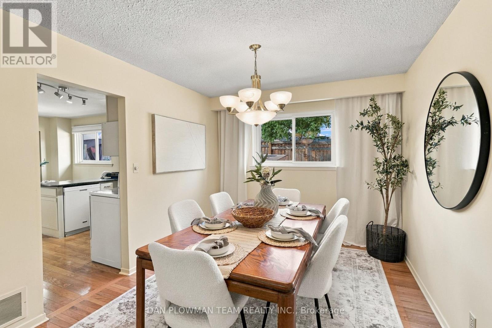 51 Rosalynne Avenue, Clarington, Ontario  L1C 3X7 - Photo 10 - E13871200