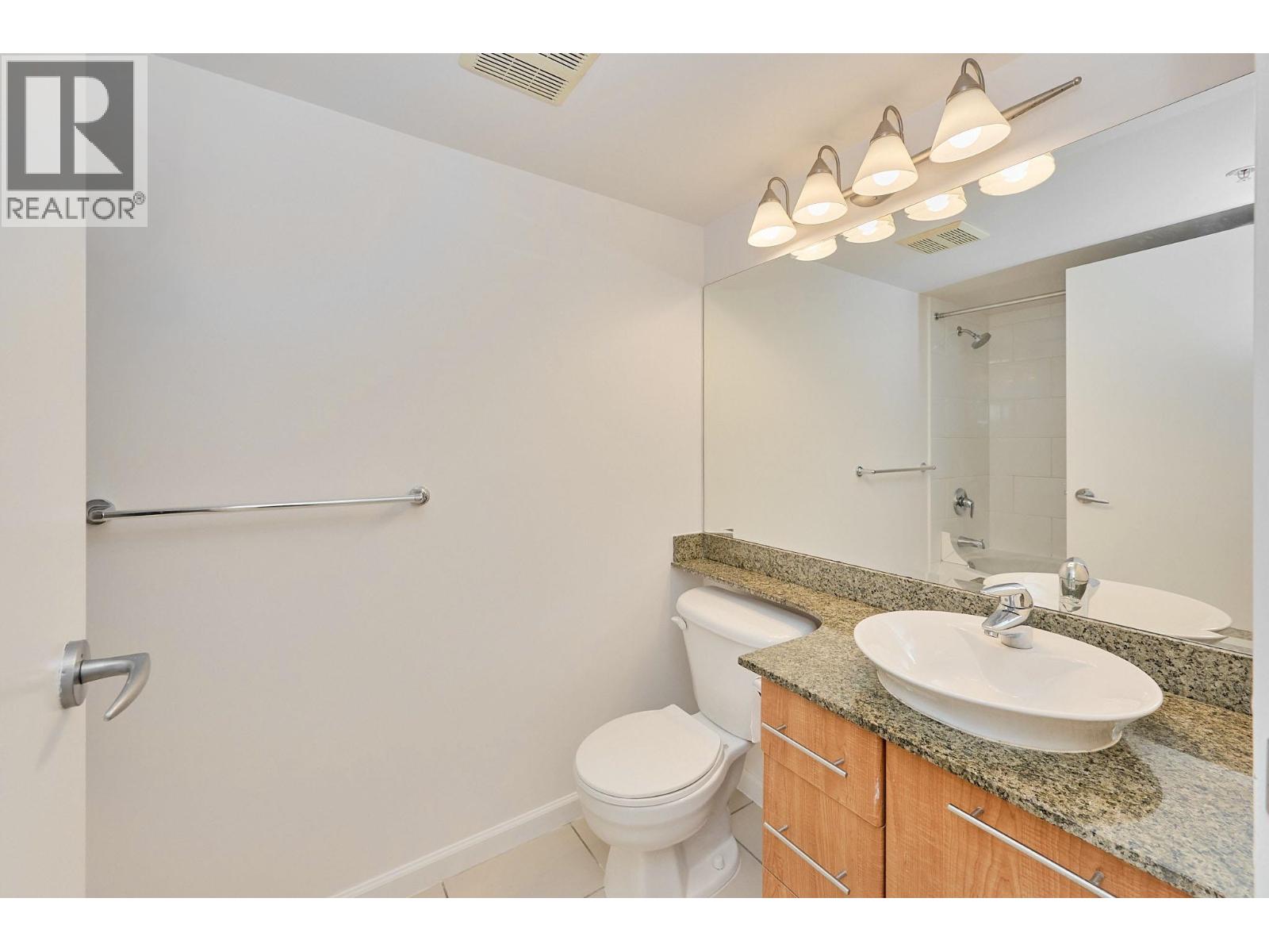 1703 7831 WESTMINSTER HIGHWAY