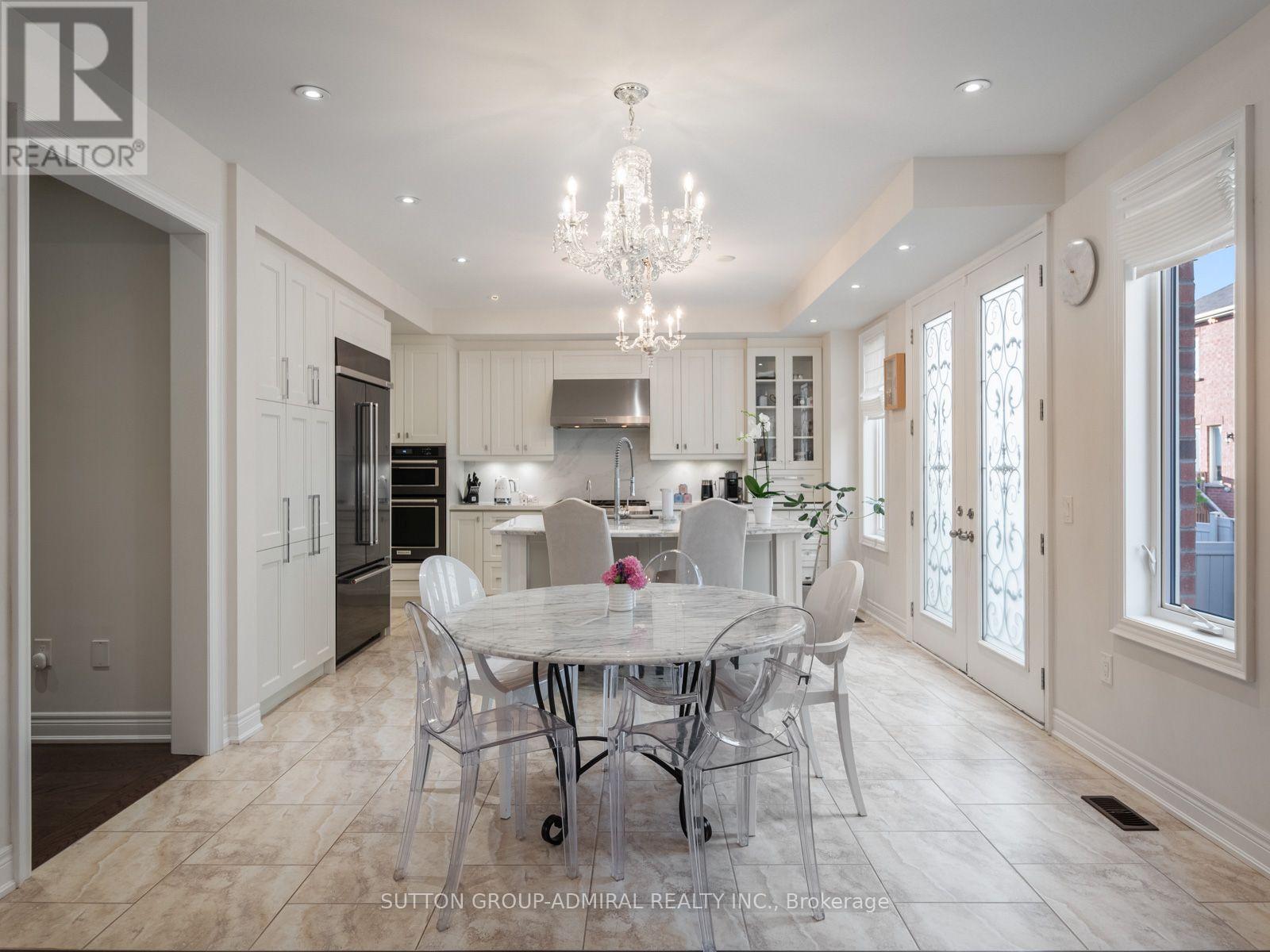 26 Blazing Star Street, East Gwillimbury, Ontario  L9N 0S1 - Photo 11 - N13871094