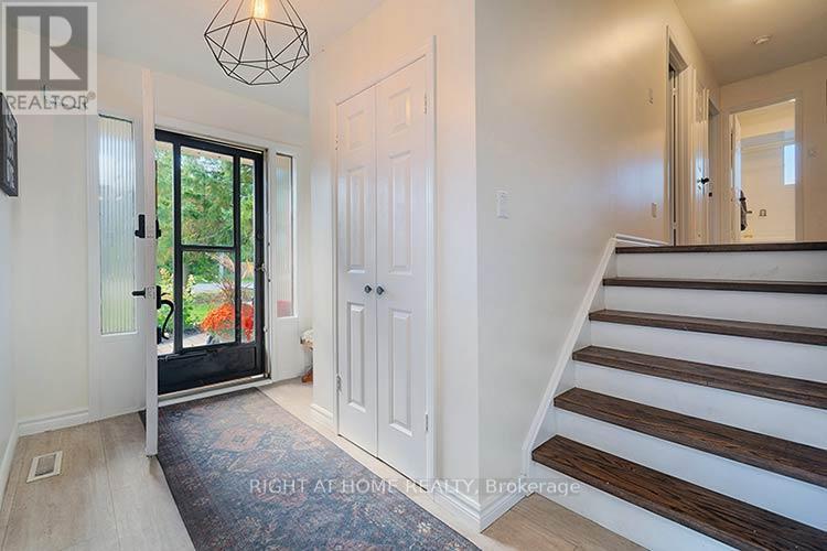 45 Centennial Avenue, East Gwillimbury, Ontario  L9N 1H1 - Photo 3 - N13871144