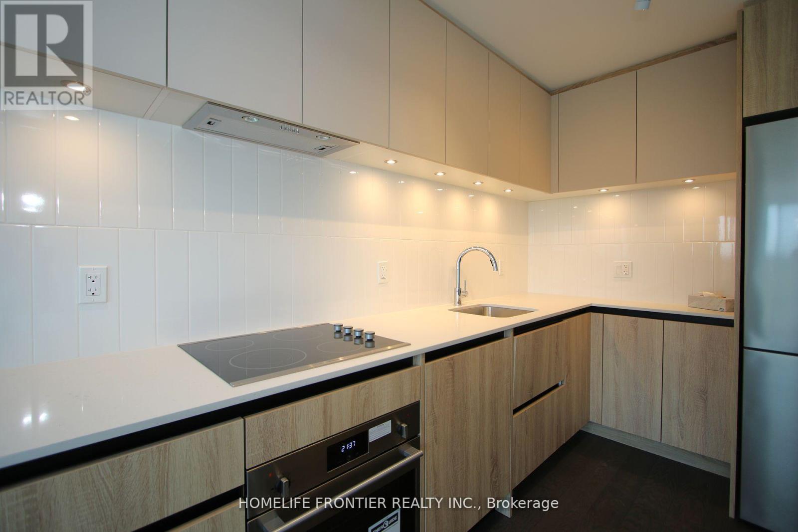 1009 - 7950 Bathurst Street, Vaughan, Ontario  L4J 0L4 - Photo 4 - N13871190