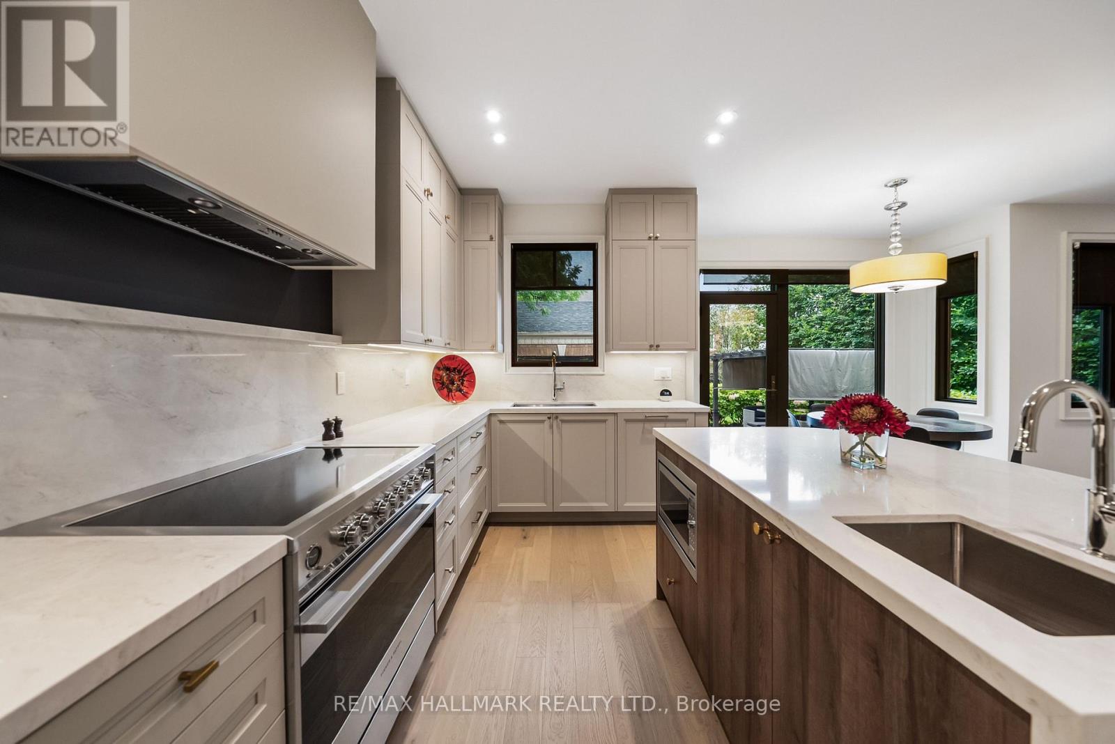 54 Theobalds Circle, Richmond Hill (Mill Pond), Ontario  L4C 9C9 - Photo 19 - N13871220
