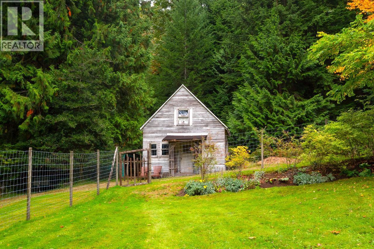 608 MAGEE ROAD