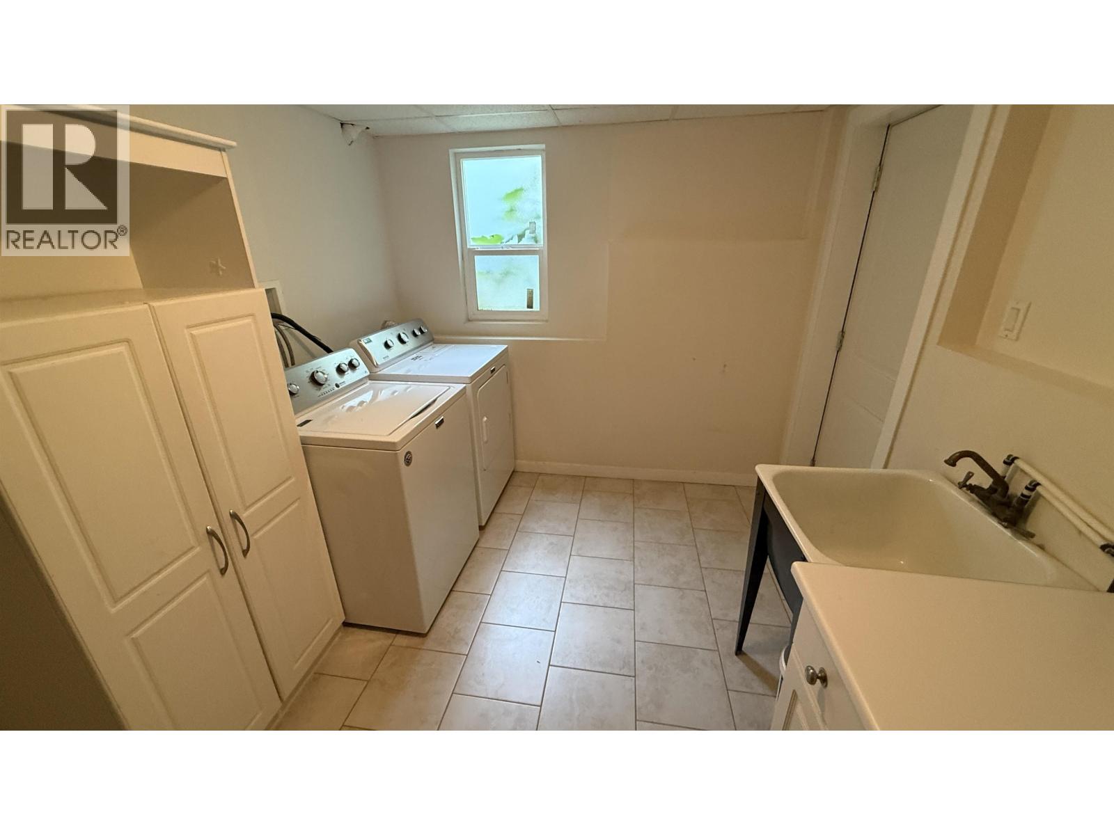 2244 W 32nd Avenue, Vancouver, British Columbia  V6L 2B2 - Photo 3 - R3173233