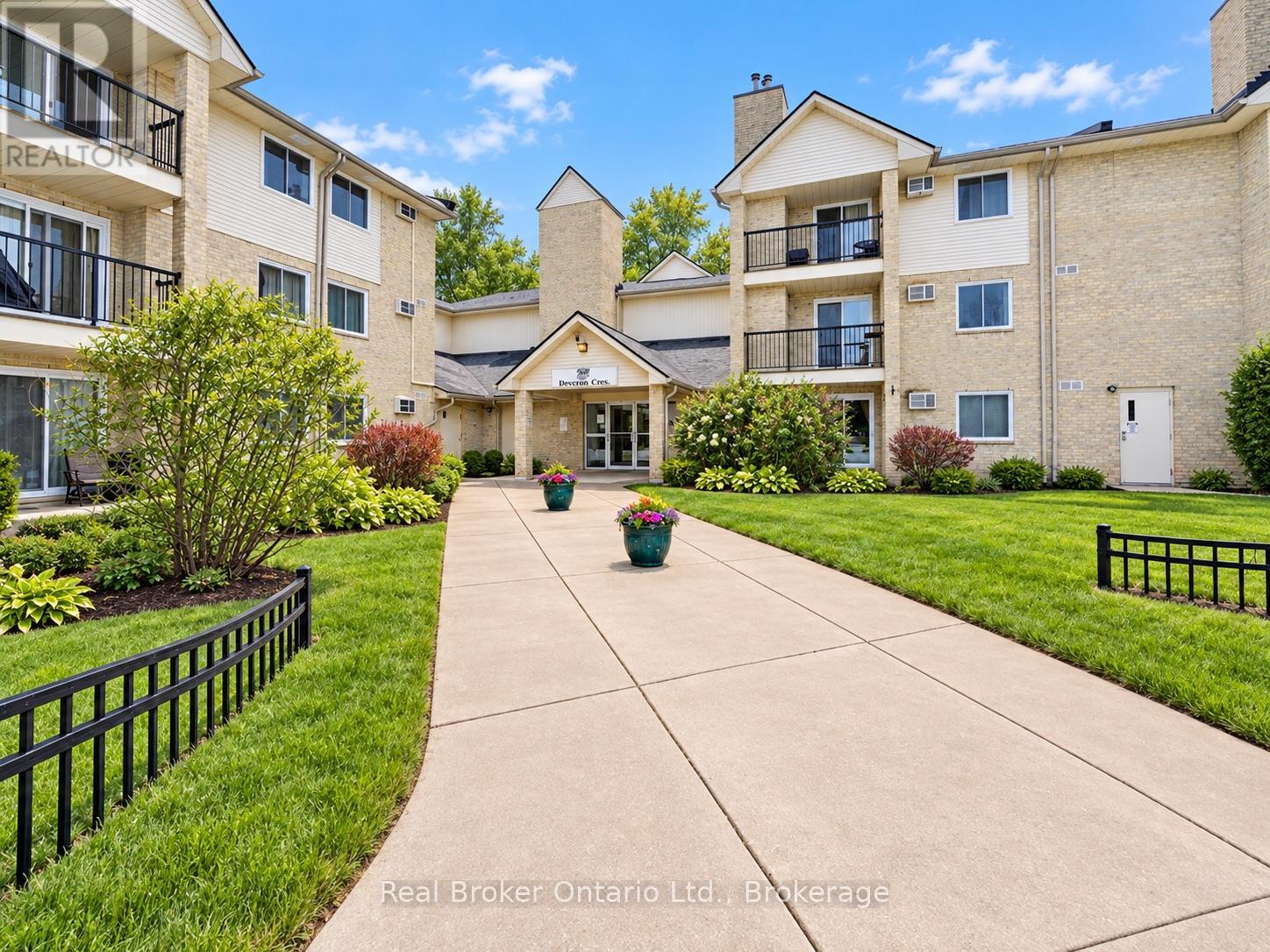 101 - 725 DEVERON CRESCENT, London South, Ontario