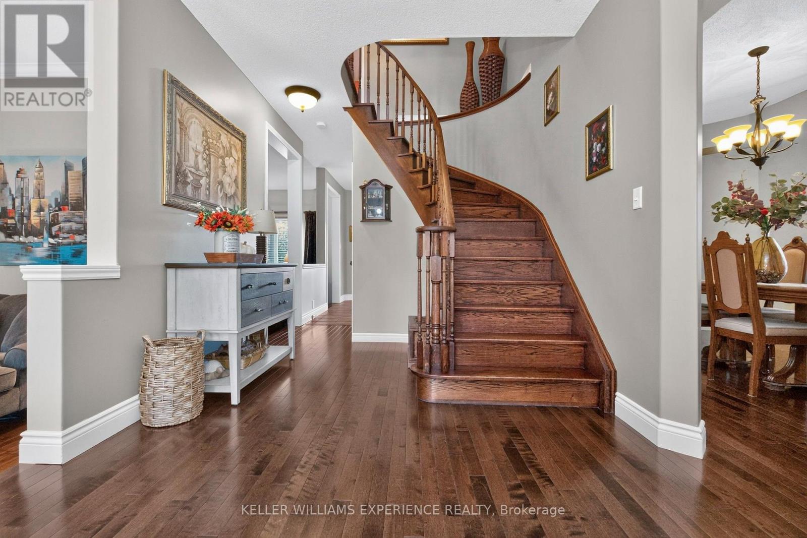 56 Silver Trail, Barrie (Ardagh), Ontario  L4N 3P2 - Photo 19 - S13871056