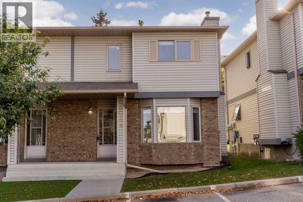 109 Patina Park SW, Calgary, Alberta  T3H 3E2 - Photo 1 - A2350322