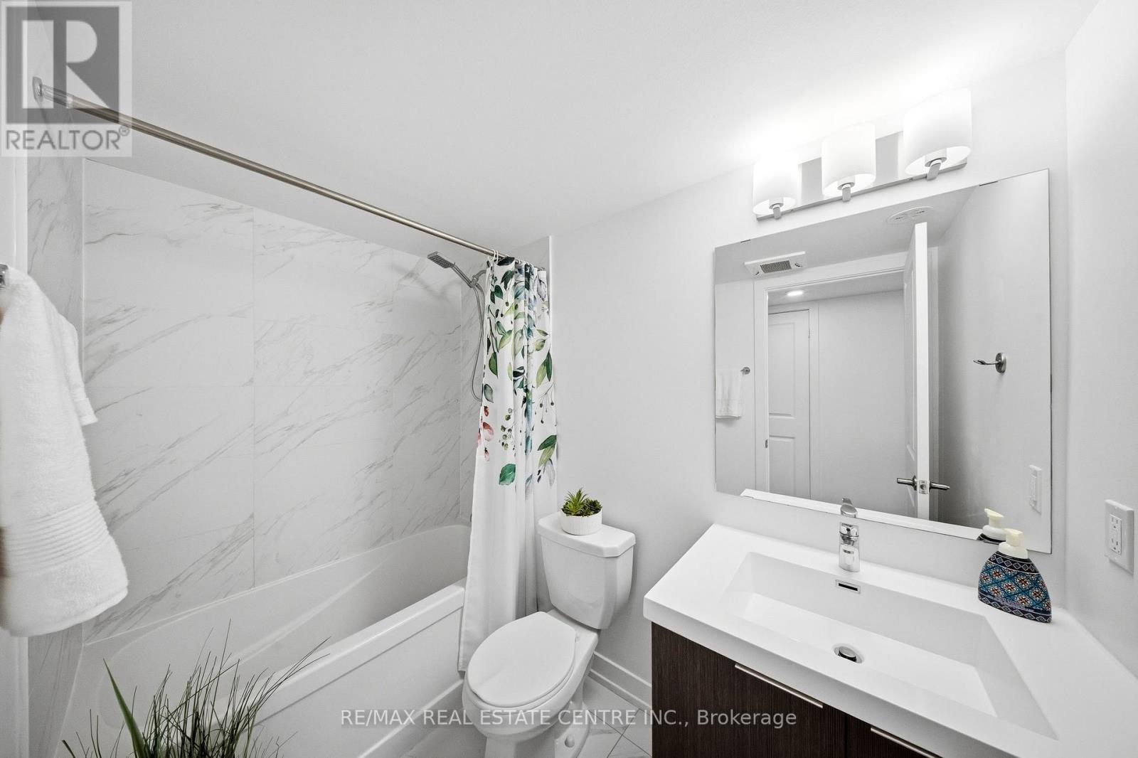 117 - 3078 Sixth Line, Oakville, Ontario  L6M 1P8 - Photo 18 - W13871098