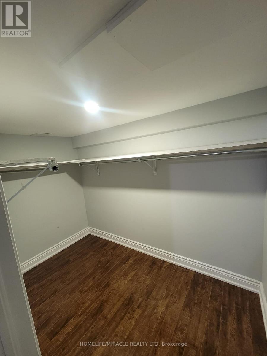 25 Browley Drive, Brampton, Ontario  L7A 3C9 - Photo 14 - W13871204