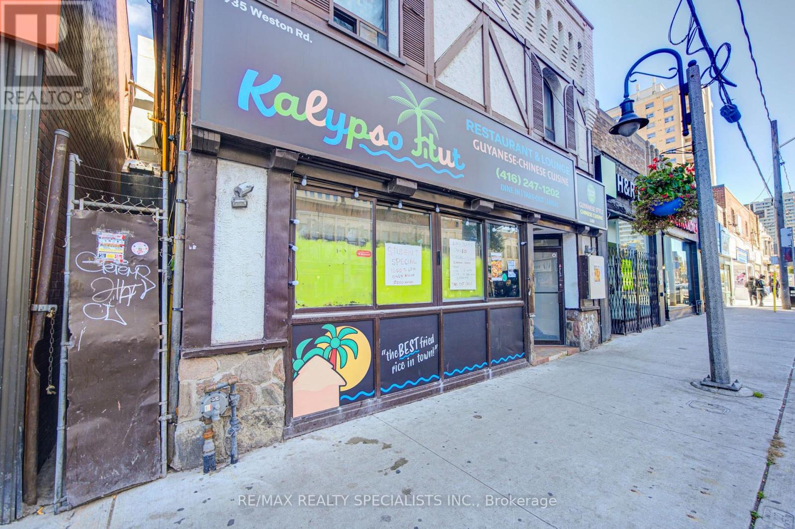 1935 Weston Road, Toronto, Ontario  M9N 1W7 - Photo 3 - W13871208