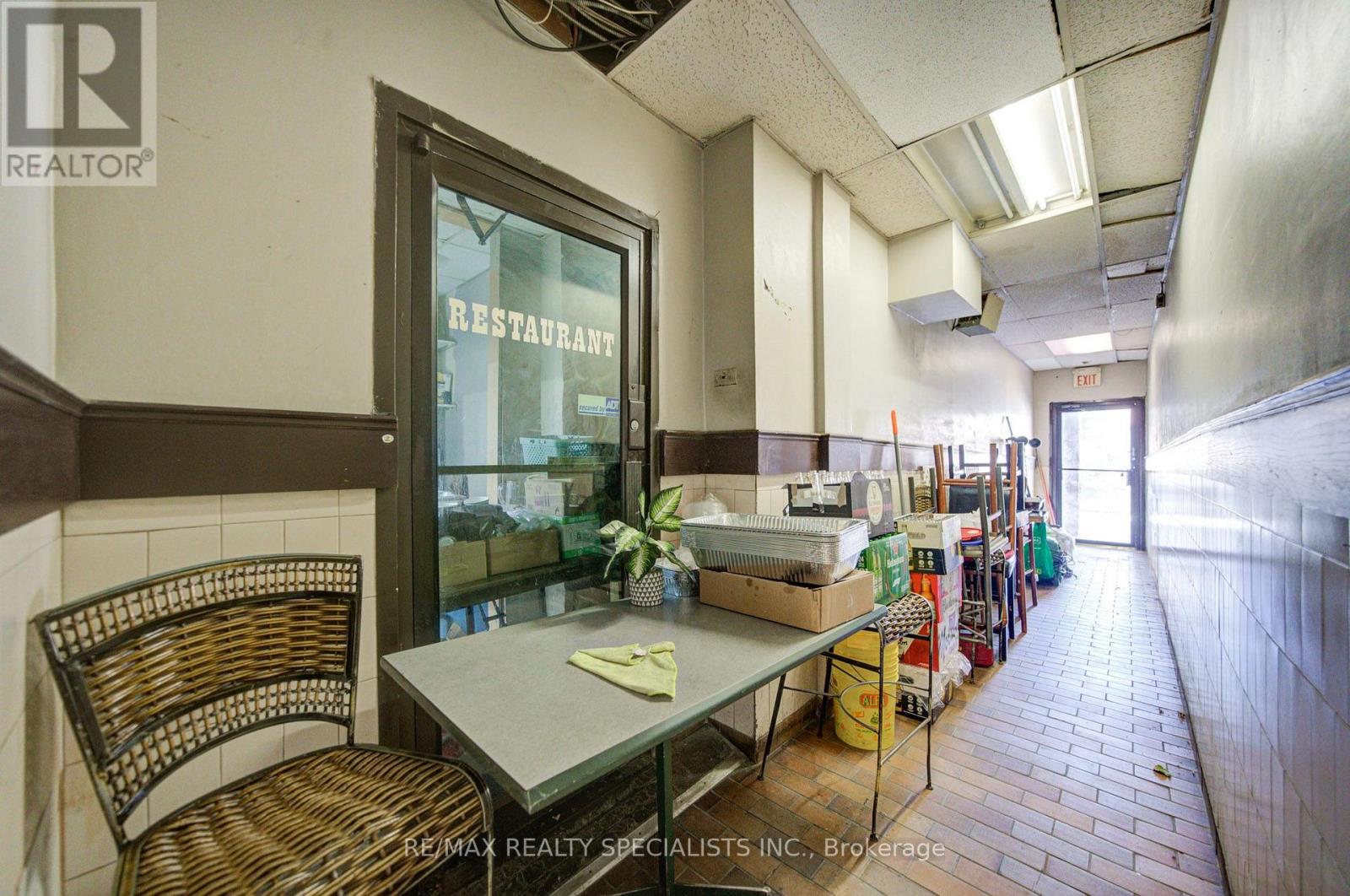 1935 Weston Road, Toronto, Ontario  M9N 1W7 - Photo 34 - W13871208