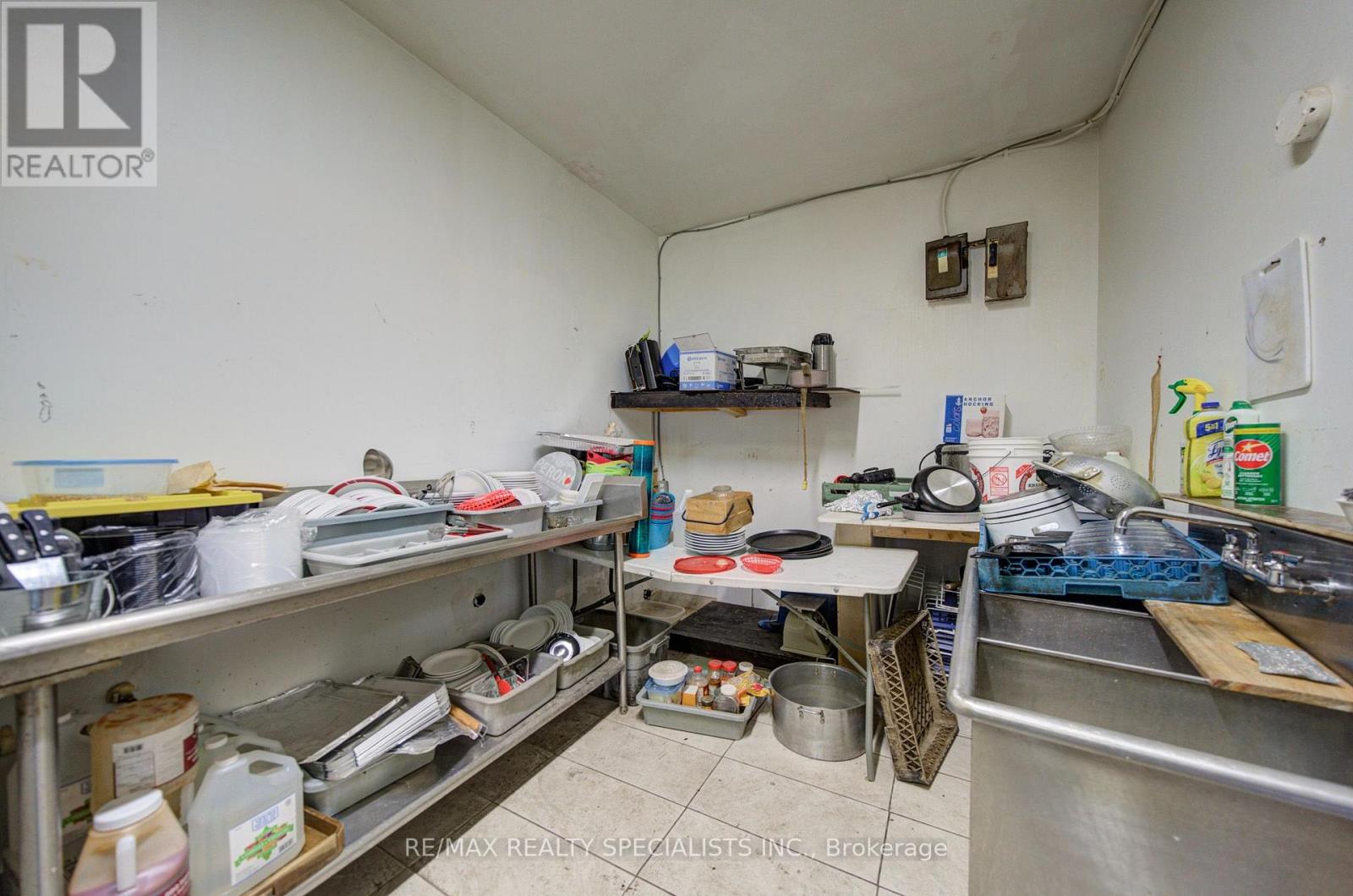 1935 Weston Road, Toronto, Ontario  M9N 1W7 - Photo 38 - W13871208