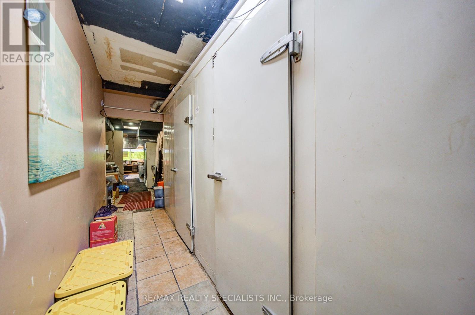 1935 Weston Road, Toronto, Ontario  M9N 1W7 - Photo 47 - W13871208