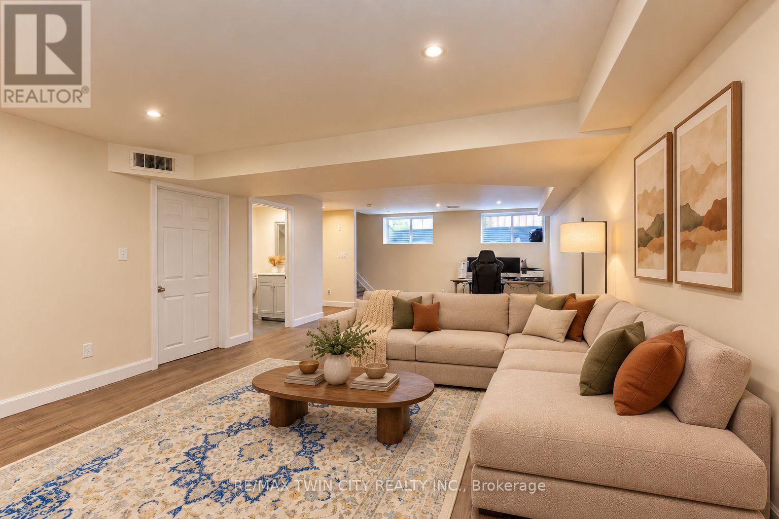 541 Brittania Crescent, Kitchener, Ontario  N2R 1Y9 - Photo 43 - X13871188