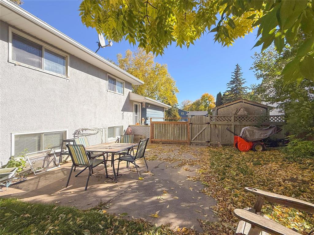 6 Westwood Bay, Brandon, Manitoba  R7B 2V8 - Photo 21 - 202625048