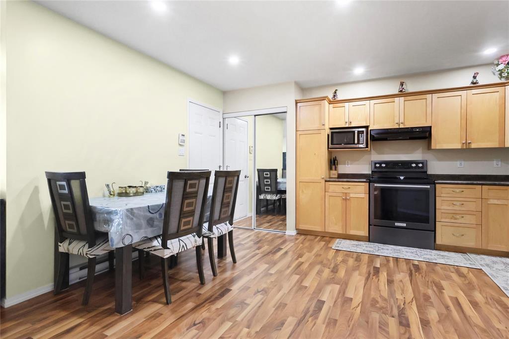 2 Aldrin Way, Brandon, Manitoba  R7A 6W7 - Photo 6 - 202625089