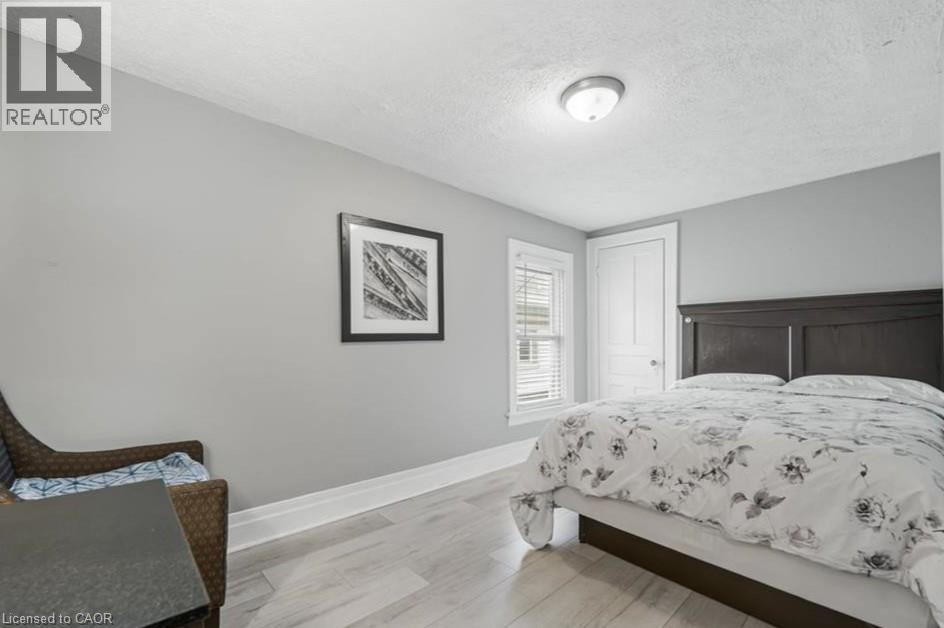 5429 Second Avenue, Niagara Falls, Ontario  L2G 3M1 - Photo 9 - 40869226