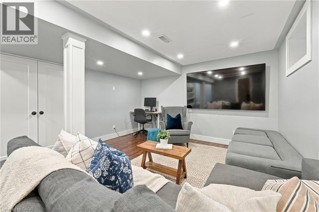 1231 Dunsmure Road, Hamilton, Ontario L8H 1L5 - Photo 17 - 40868215
