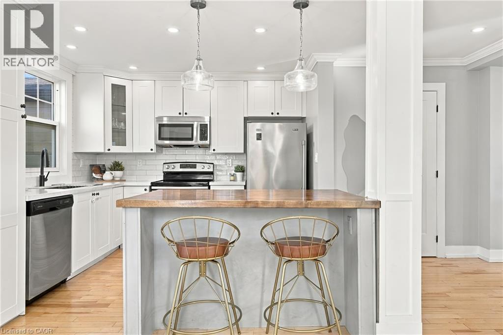 1231 Dunsmure Road, Hamilton, Ontario L8H 1L5 - Photo 7 - 40868215