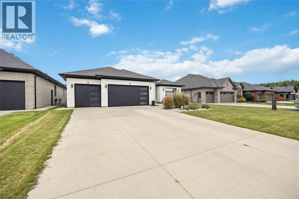 3489 TIMBER RIDGE ROAD Plympton-Wyoming Ontario Canada N0N1E0 2
