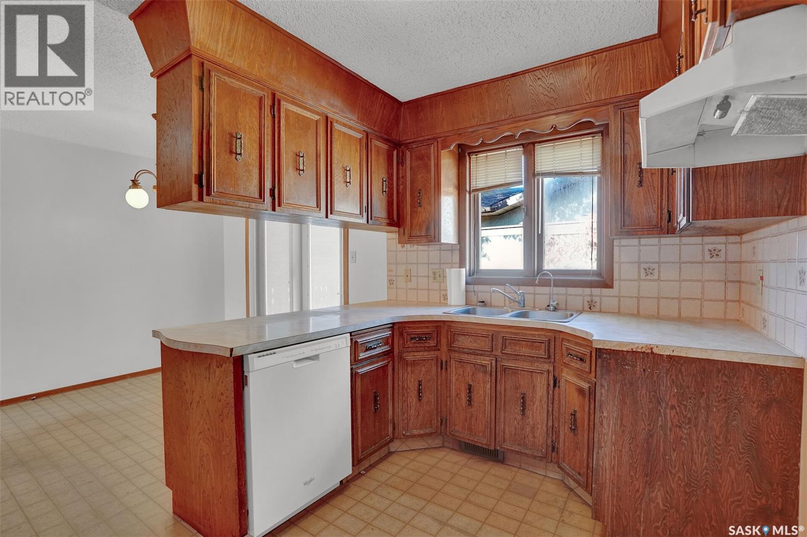 98 Alport Crescent, Regina, Saskatchewan  S4R 7Y6 - Photo 13 - SK050302