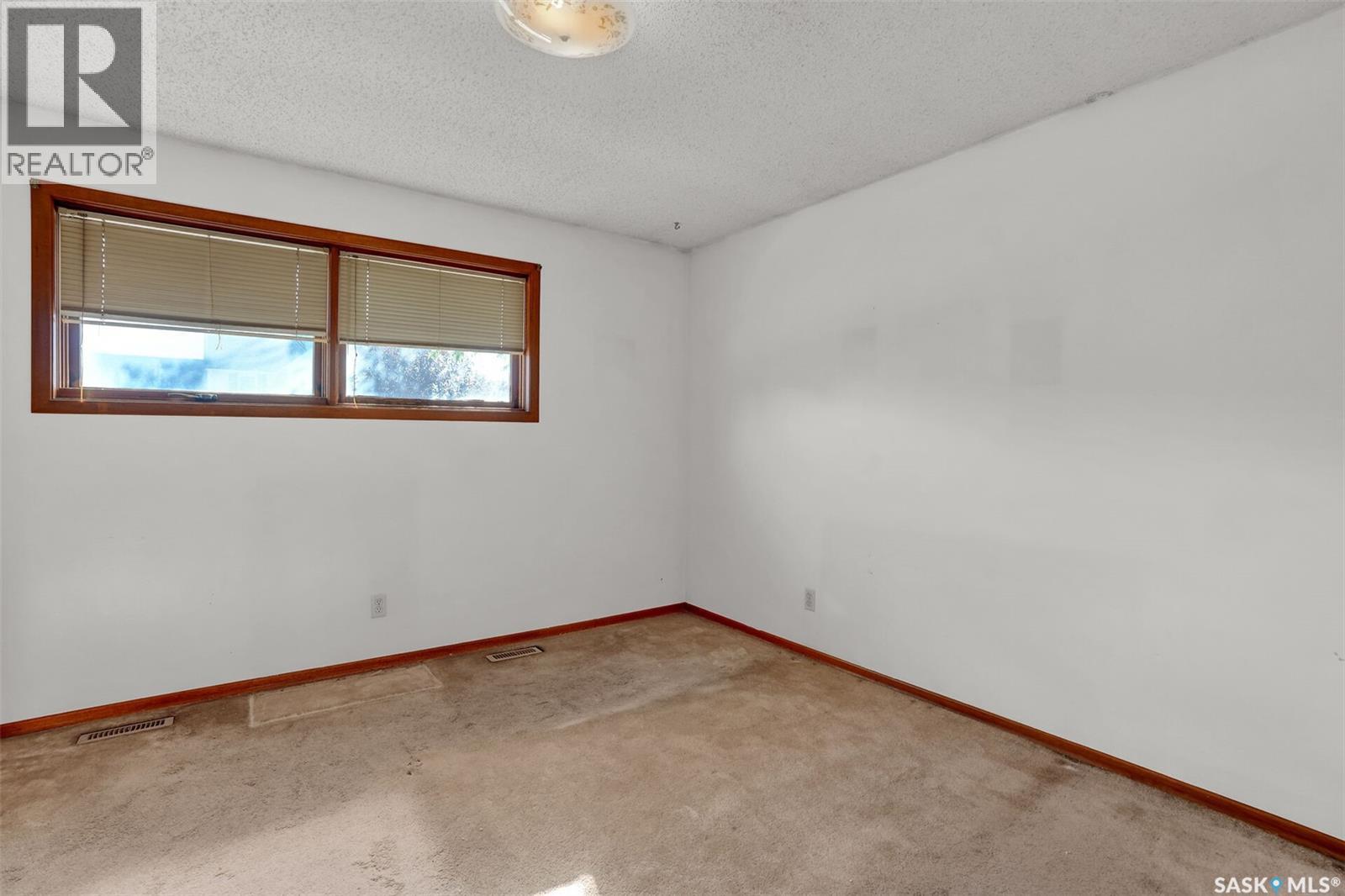 98 Alport Crescent, Regina, Saskatchewan  S4R 7Y6 - Photo 17 - SK050302