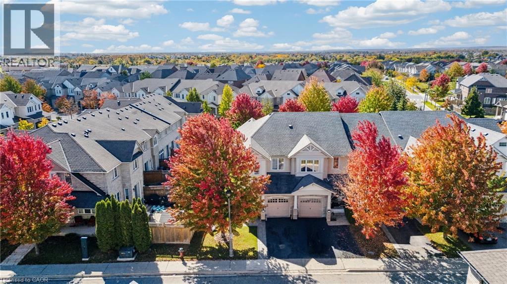 10 Maplerun Street, Caledon, Ontario  L7C 3P9 - Photo 2 - 40868911